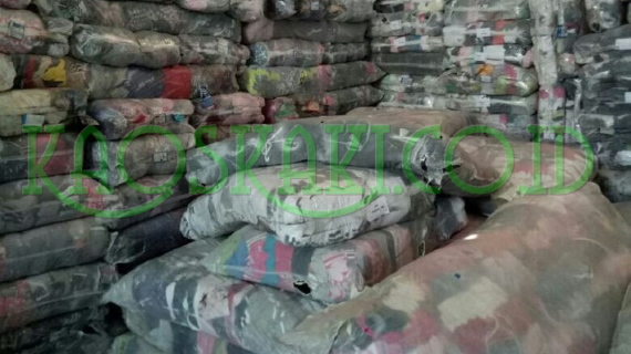 Memahami Bahan dan Jenis Kaos Kaki 1 Memahami Bahan dan Jenis Kaos Kaki